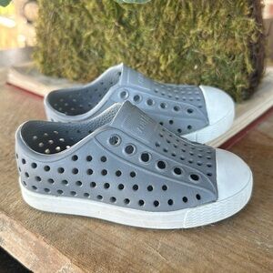 Native Shoes Toddler Boy (Size 5)